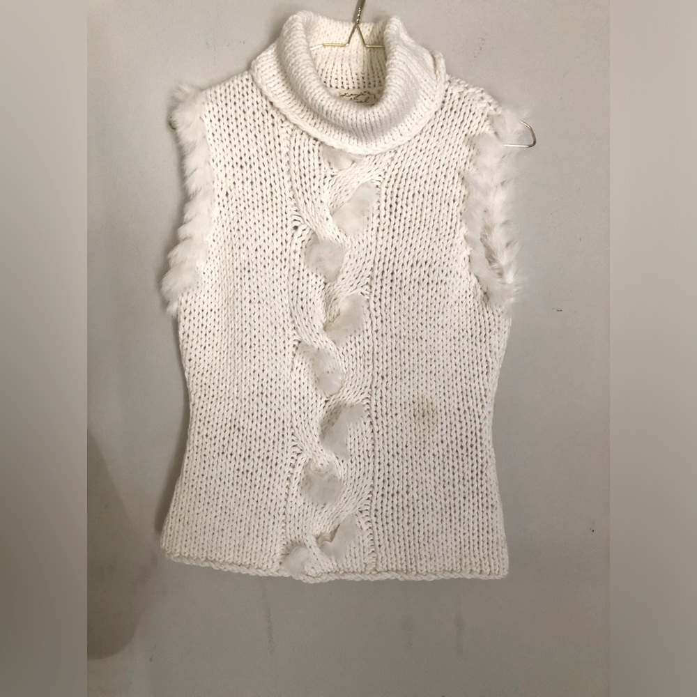 Kenji Natural Hand Knit Fir Trim Sweater Size Medium